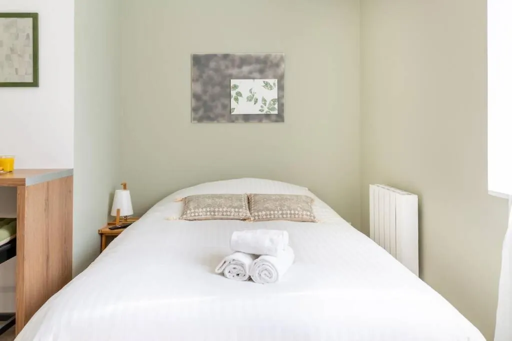 Cosy: Tevennec - Joli Studio Proche Des Facs Et Du Centre-Ville/ 100M Du Bus Brest Apartment